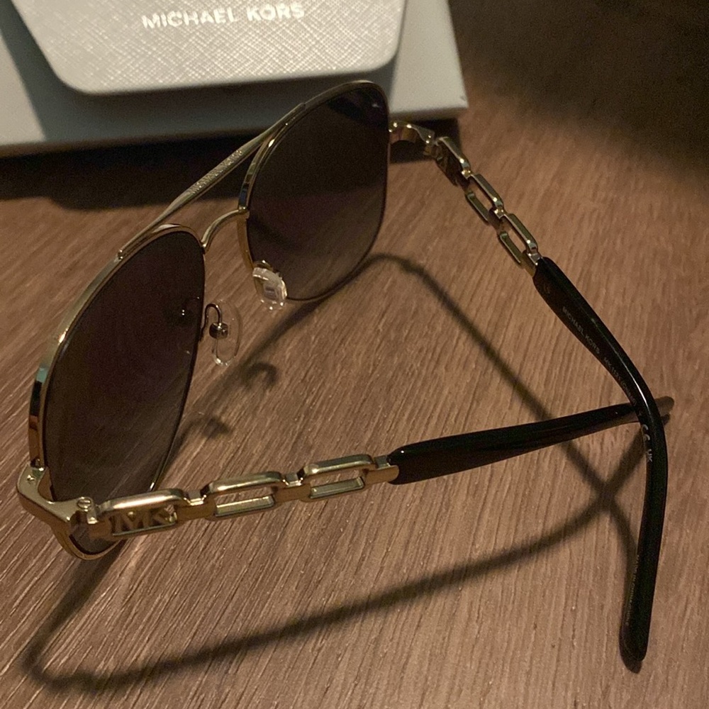 Michael Kors sunglasses - Picture 2 of 2